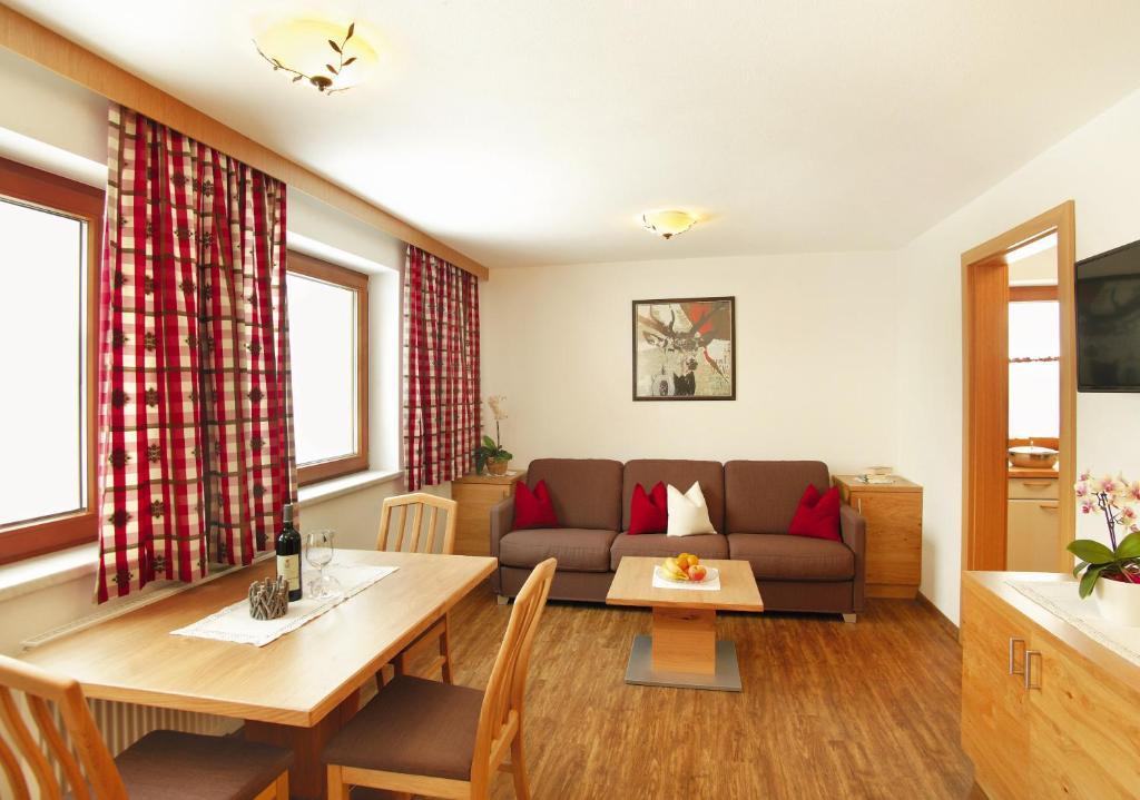 גרלוס Appartement Hotel Garni Matthaeuserhof מראה חיצוני תמונה