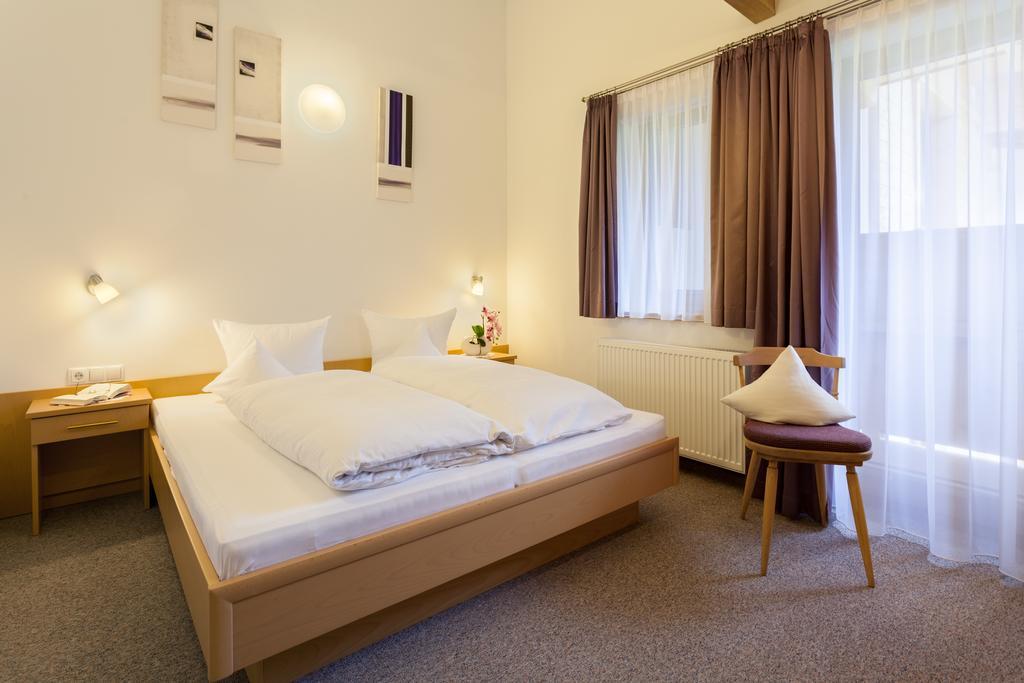 גרלוס Appartement Hotel Garni Matthaeuserhof מראה חיצוני תמונה